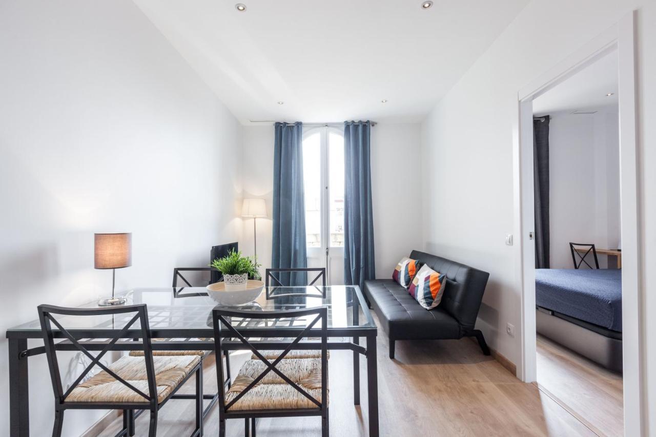 Bright Apartment With Balconies 34 Барселона Экстерьер фото